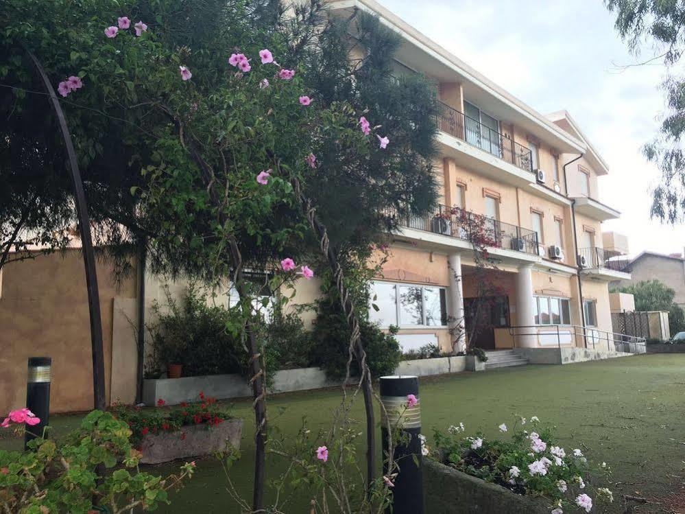 Hotel Monreale Sardara Ngoại thất bức ảnh